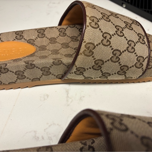 Gucci Slides US Size 10 Like New, Excellent Condition - Picture 11 of 12